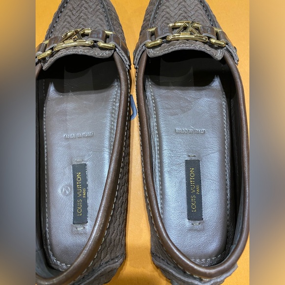 Louis Vuitton Unisex Loafers - Picture 2 of 6